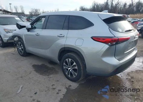 2021 Toyota Highlander Xle from USA, damaged, VIN 5TDGZRBHXMS147926
